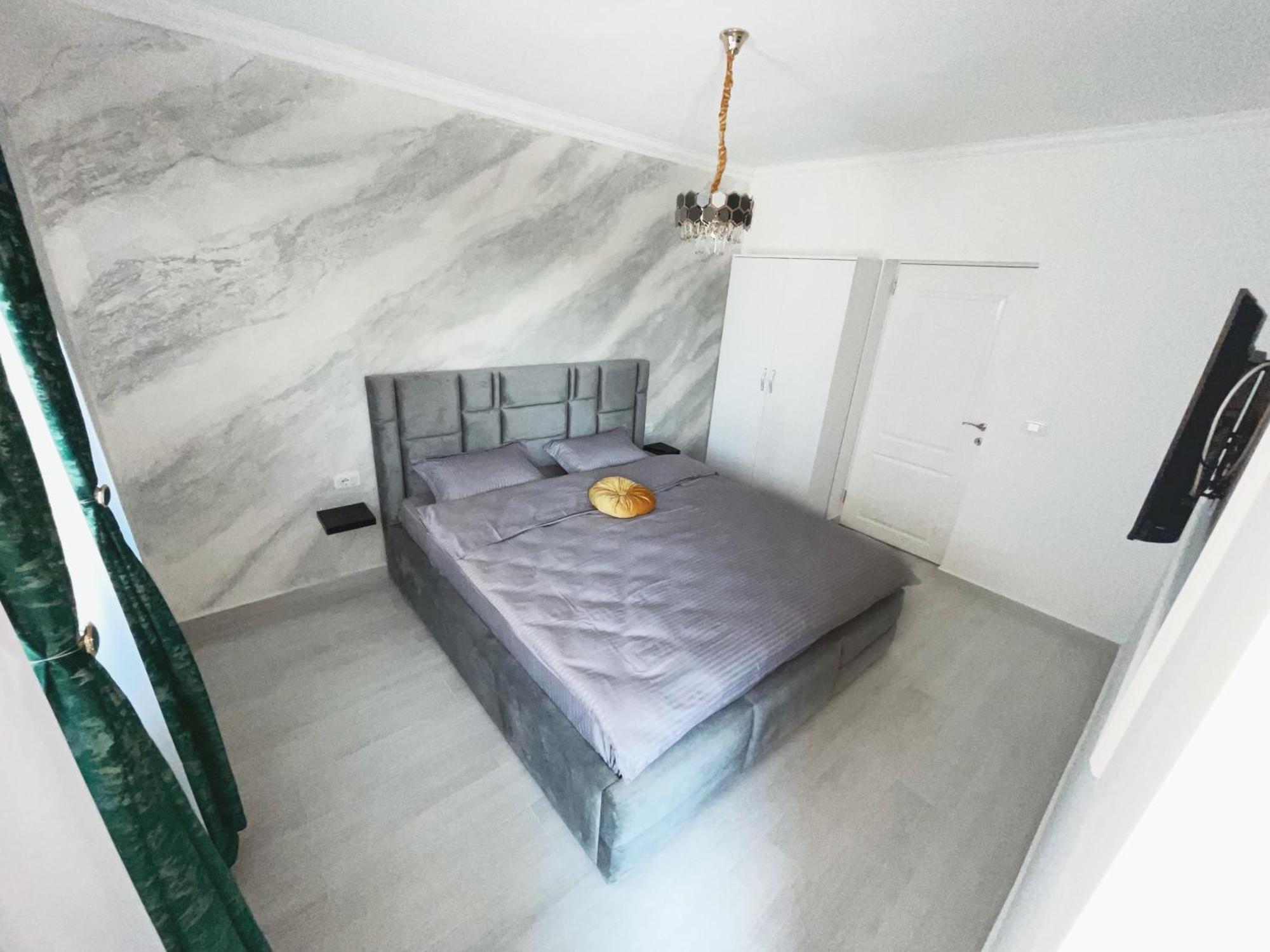 Rv Premium Apartments Arad Exterior photo