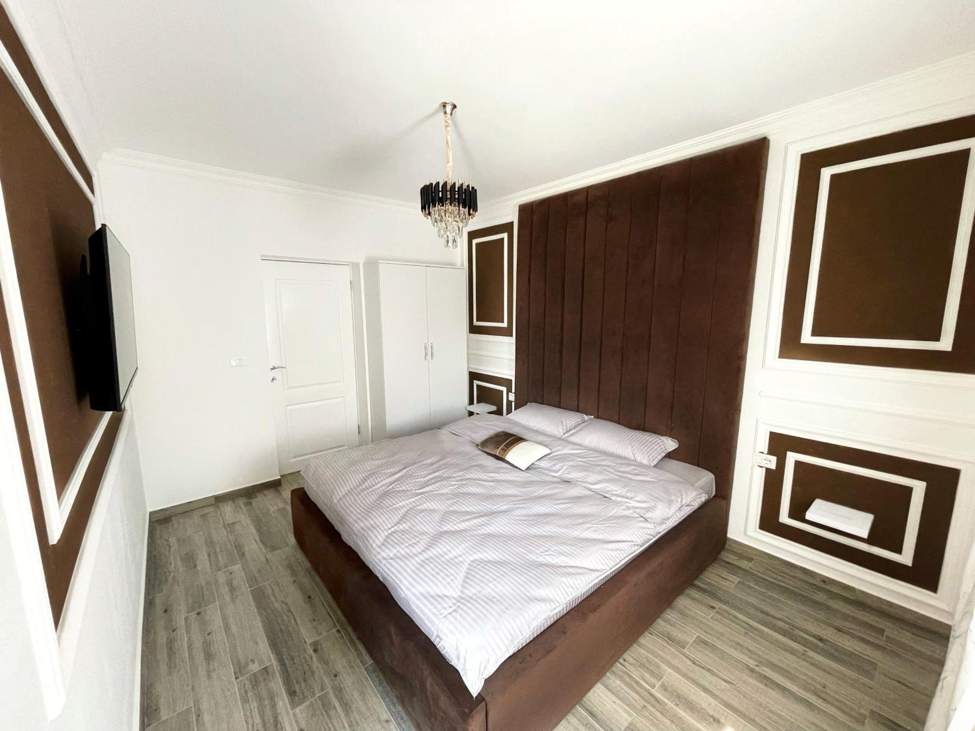 Rv Premium Apartments Arad Exterior photo