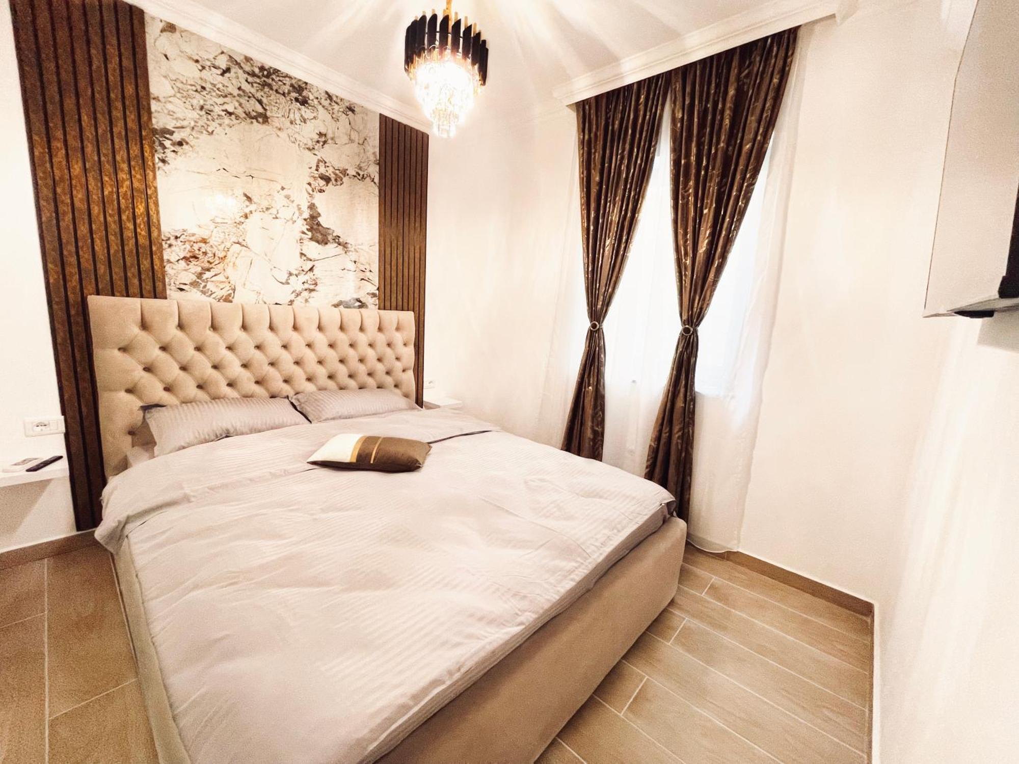Rv Premium Apartments Arad Exterior photo
