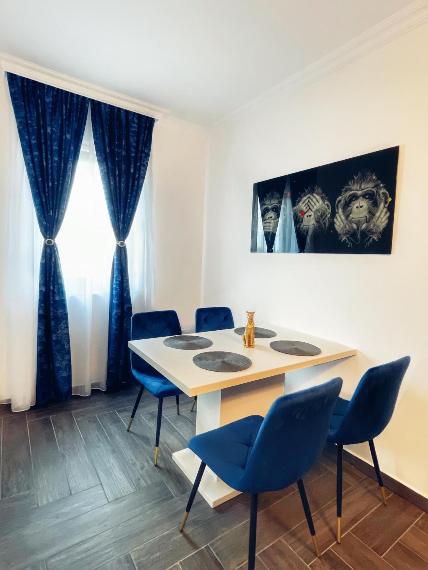 Rv Premium Apartments Arad Exterior photo